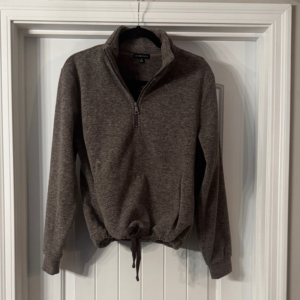 Beyond Yoga Half Zip Pullover